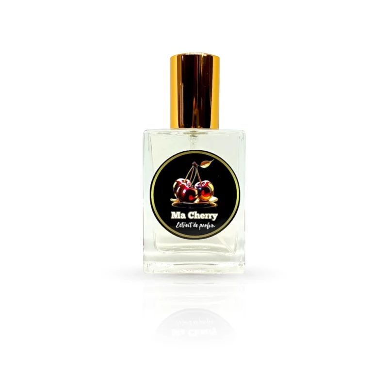 Ma Cherry | Collection Discountinued | Parfum Ô-Médina sur un fond blanc.