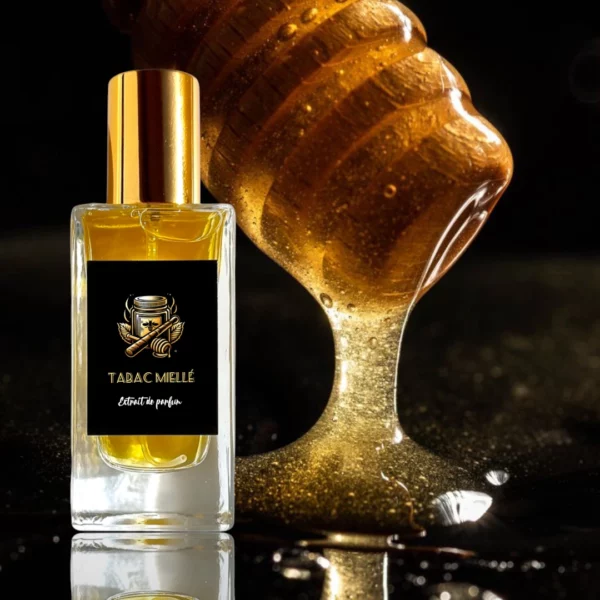 Parfum Tabac Miellé sur fond noir avec un filet de miel.